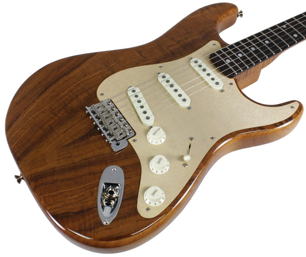 fender_custom_shop_artisan_str