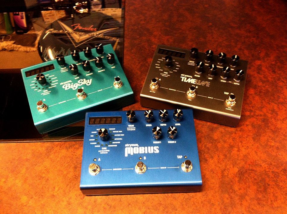 mobius pedal Strymon Mobius Modulation Pedal