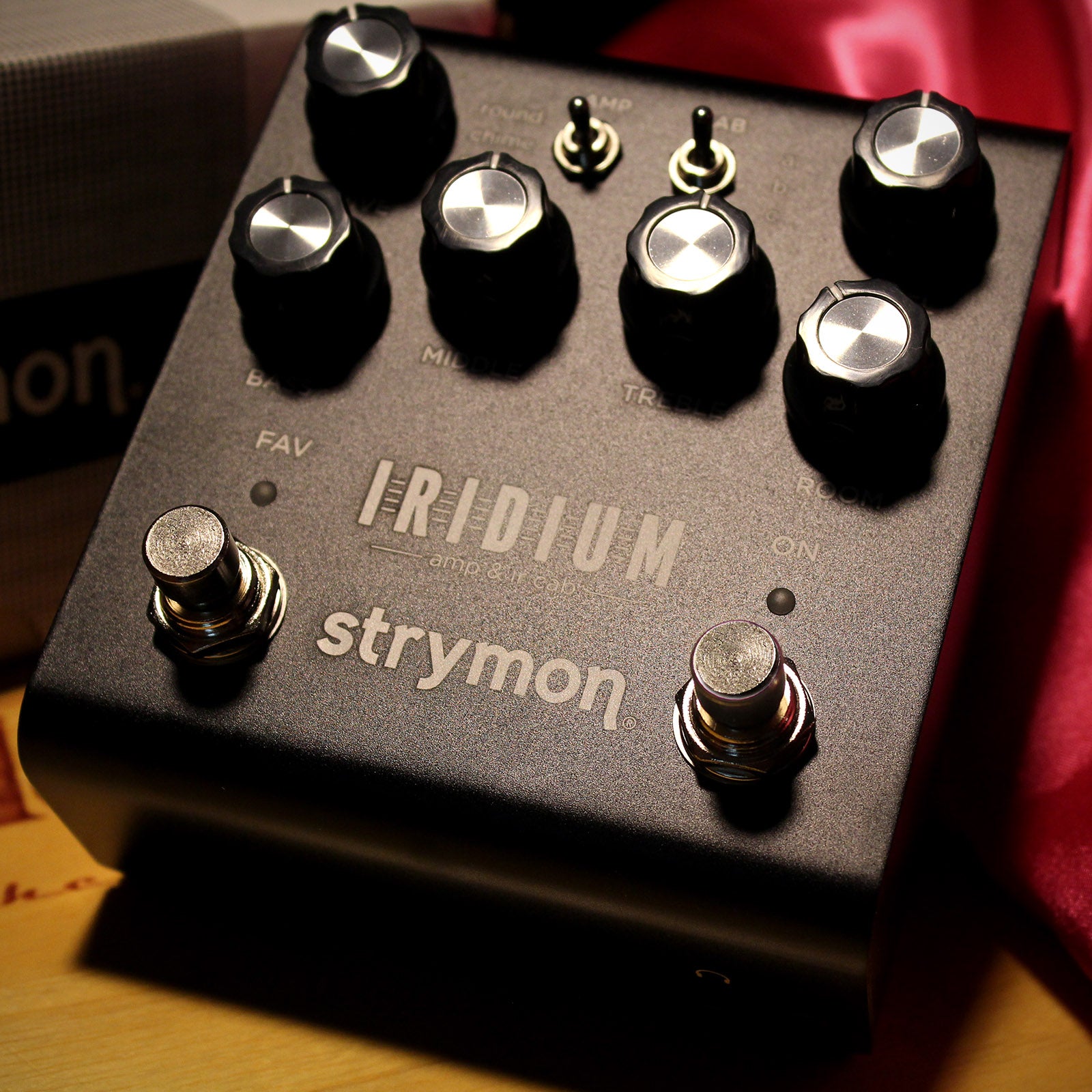 iridium flat pedal Strymon Iridium Amp & IR Cab Pedal