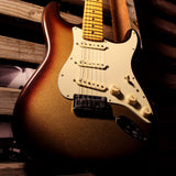 Fender American Ultra Stratocaster, Maple, Mocha Burst