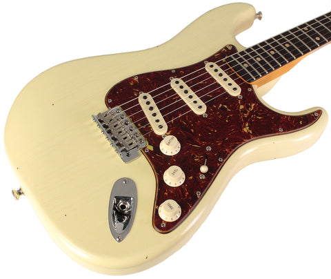 Fender Custom Shop Postmodern Strat Journeyman Relic W/ Cc Hardware, Aged Vintage White