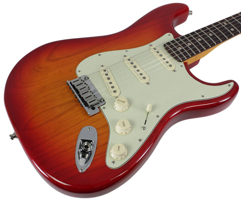 Fender American Ultra Stratocaster, Rosewood, Plasma Red Burst