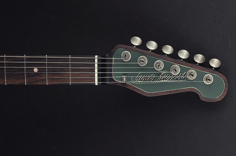 Trussart Steelcaster Red Star Guitar